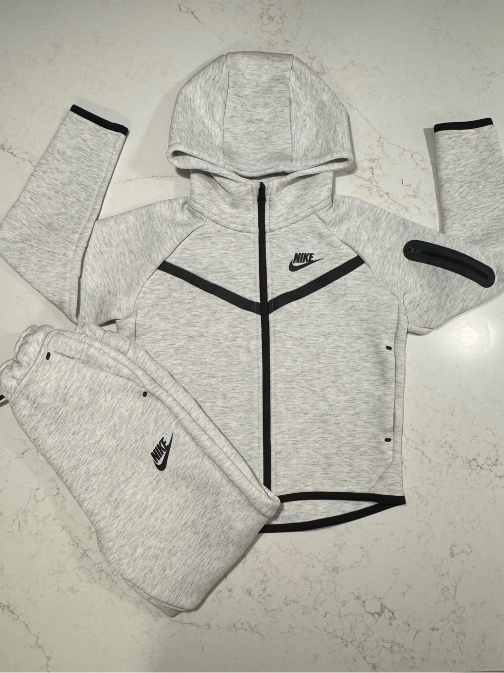 Nike Tech Fleece Full-Zip Set | Youth Size S | Excellent Condition